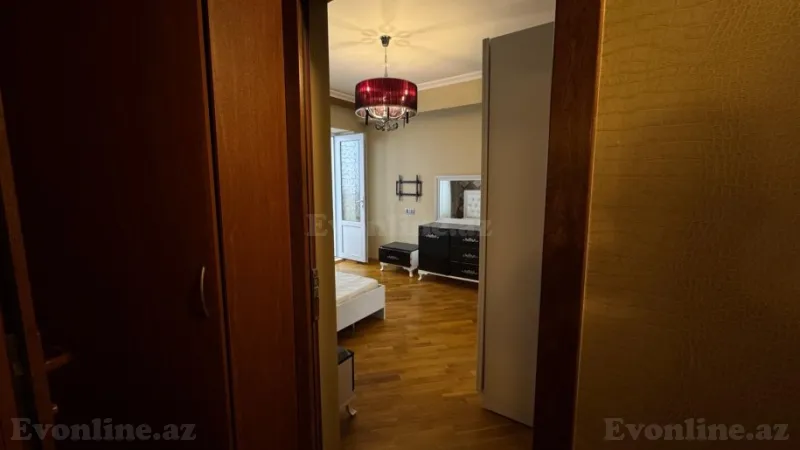 Kirayə verilir 2 otaqlı Mənzil Köhnə tikili 70 m² Bayıl - şəkil 3