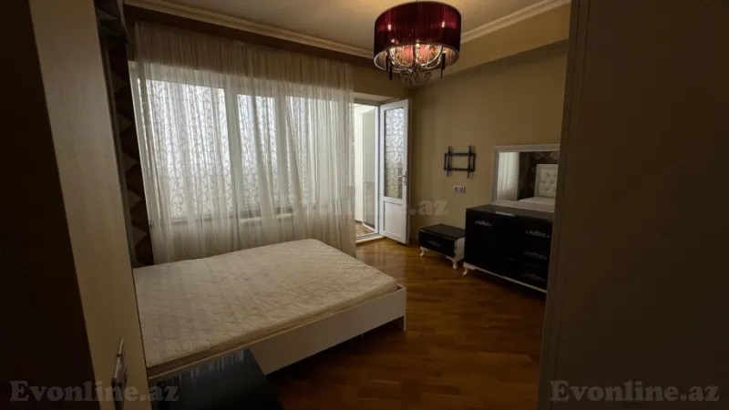 Kirayə verilir 2 otaqlı Mənzil Köhnə tikili 70 m² Bayıl - şəkil 4