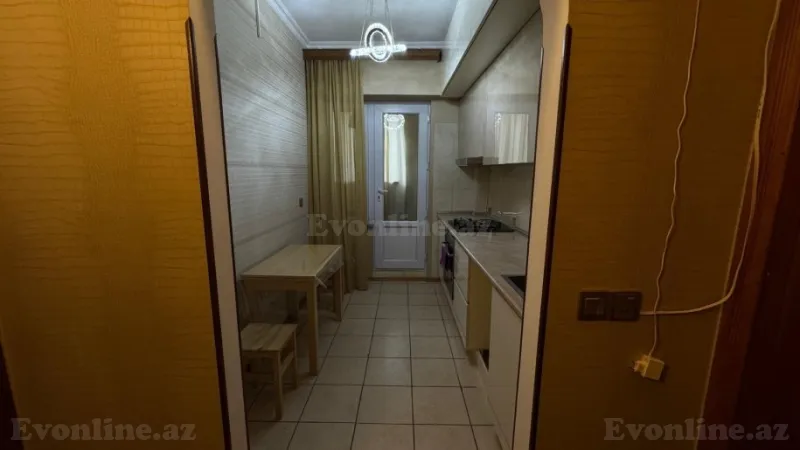 Kirayə verilir 2 otaqlı Mənzil Köhnə tikili 70 m² Bayıl - şəkil 12