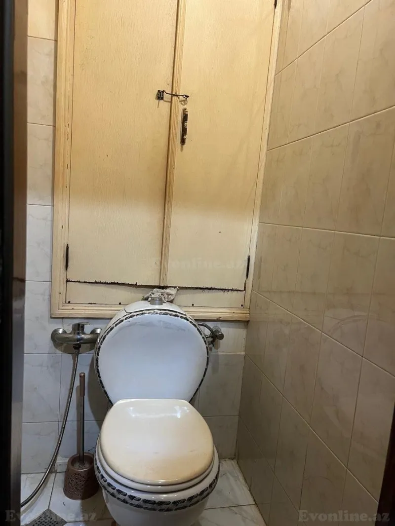 Satılır 2 otaqlı Mənzil Köhnə tikili 65 m² Nərimanov r. - şəkil 9