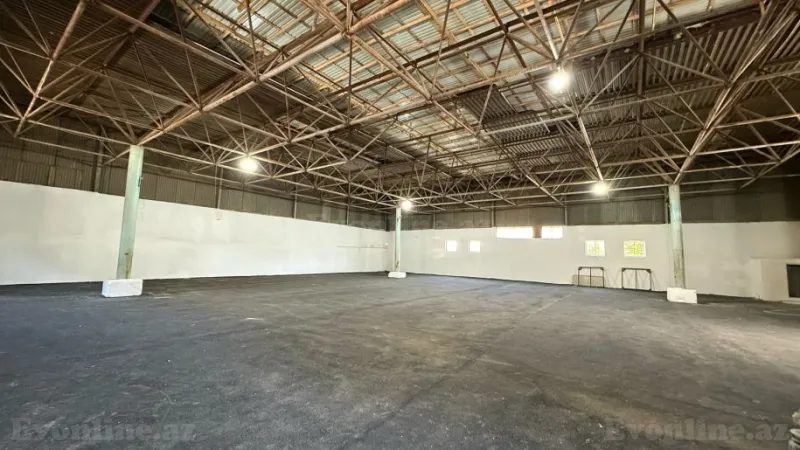 Obyekt 1000 m² 6-cı mikrorayon Satılır