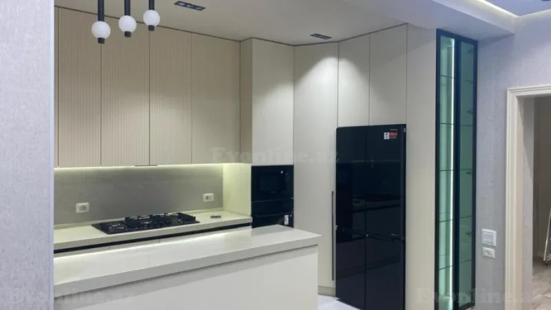 Kirayə verilir 2 otaqlı Mənzil Yeni tikili 75 m² Xətai m. - şəkil 3