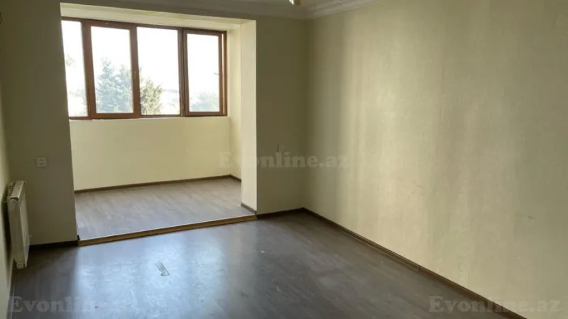 Satılır 2 otaqlı Mənzil Köhnə tikili 65 m² Nərimanov r. - şəkil 3
