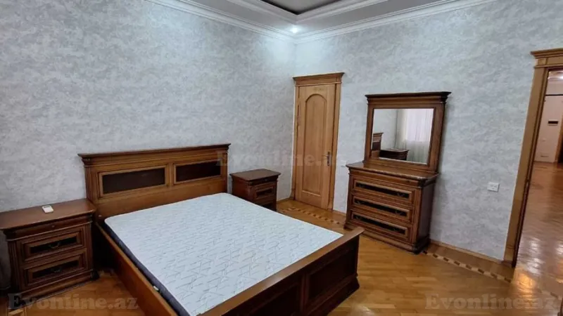 Satılır 4 otaqlı Mənzil Yeni tikili 150 m² Gənclik m. - şəkil 4