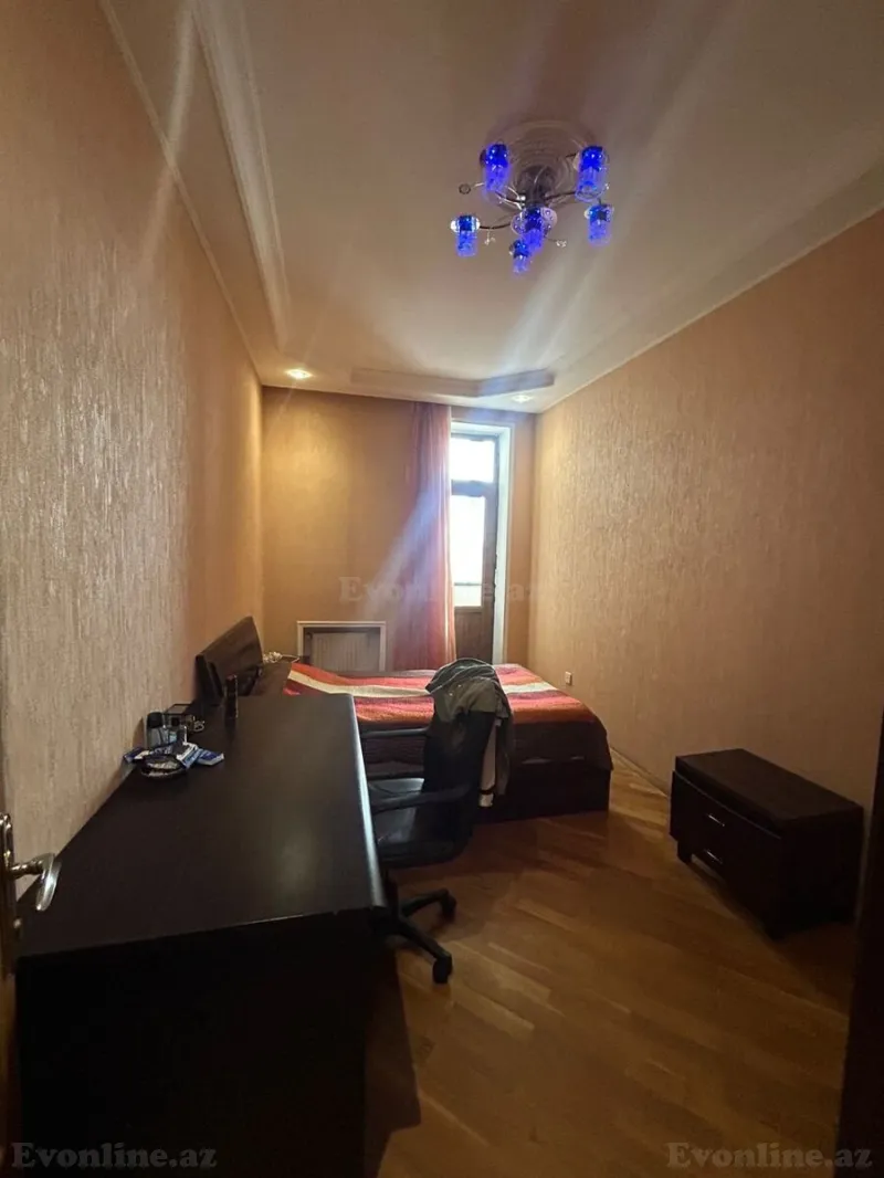 Satılır 4 otaqlı Mənzil Yeni tikili 175 m² Nəsimi r. - şəkil 11