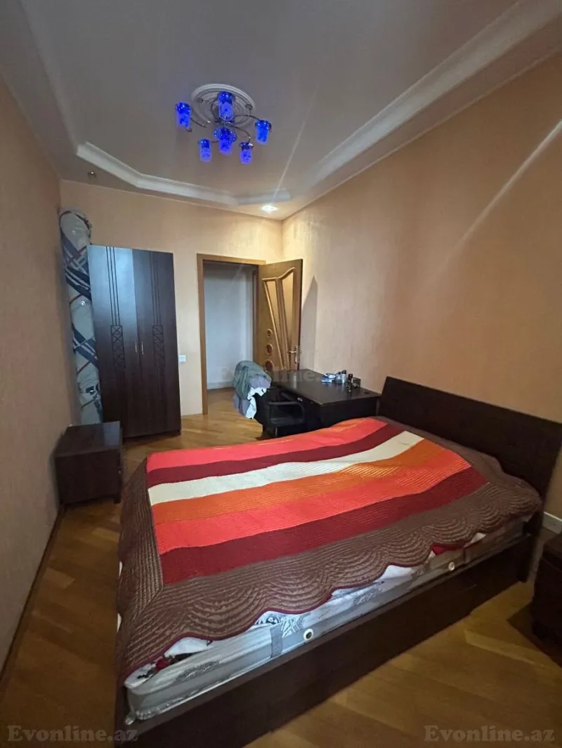 Satılır 4 otaqlı Mənzil Yeni tikili 175 m² Nəsimi r. - şəkil 12