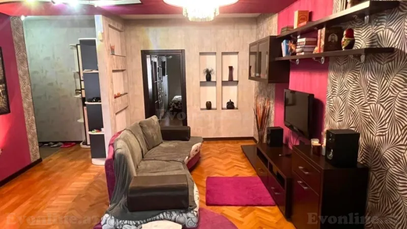 Satılır 2 otaqlı Mənzil Köhnə tikili 55 m² Gənclik m. - şəkil 2