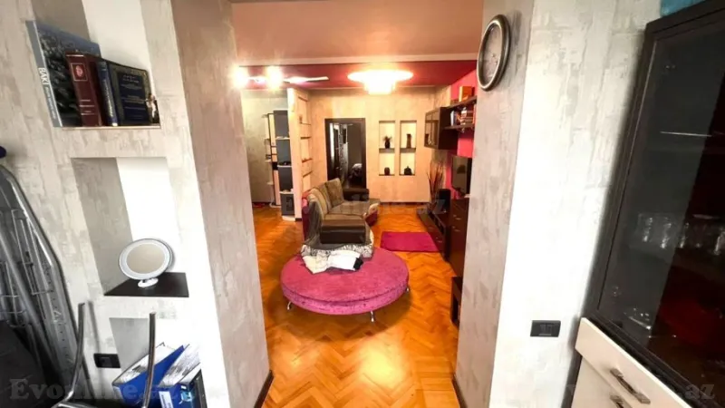 Satılır 2 otaqlı Mənzil Köhnə tikili 55 m² Gənclik m. - şəkil 4