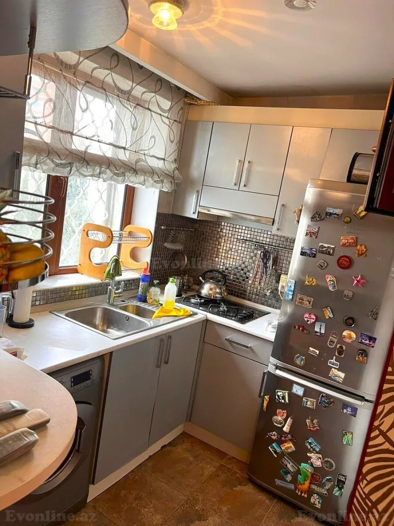 Satılır 2 otaqlı Mənzil Köhnə tikili 55 m² Gənclik m. - şəkil 7