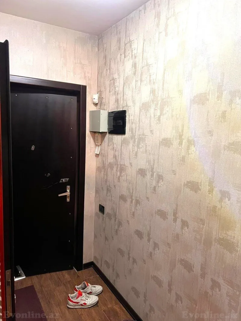 Satılır 2 otaqlı Mənzil Köhnə tikili 55 m² Gənclik m. - şəkil 11