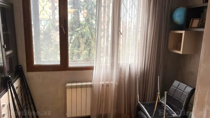 Satılır 2 otaqlı Mənzil Köhnə tikili 55 m² Gənclik m. - şəkil 12