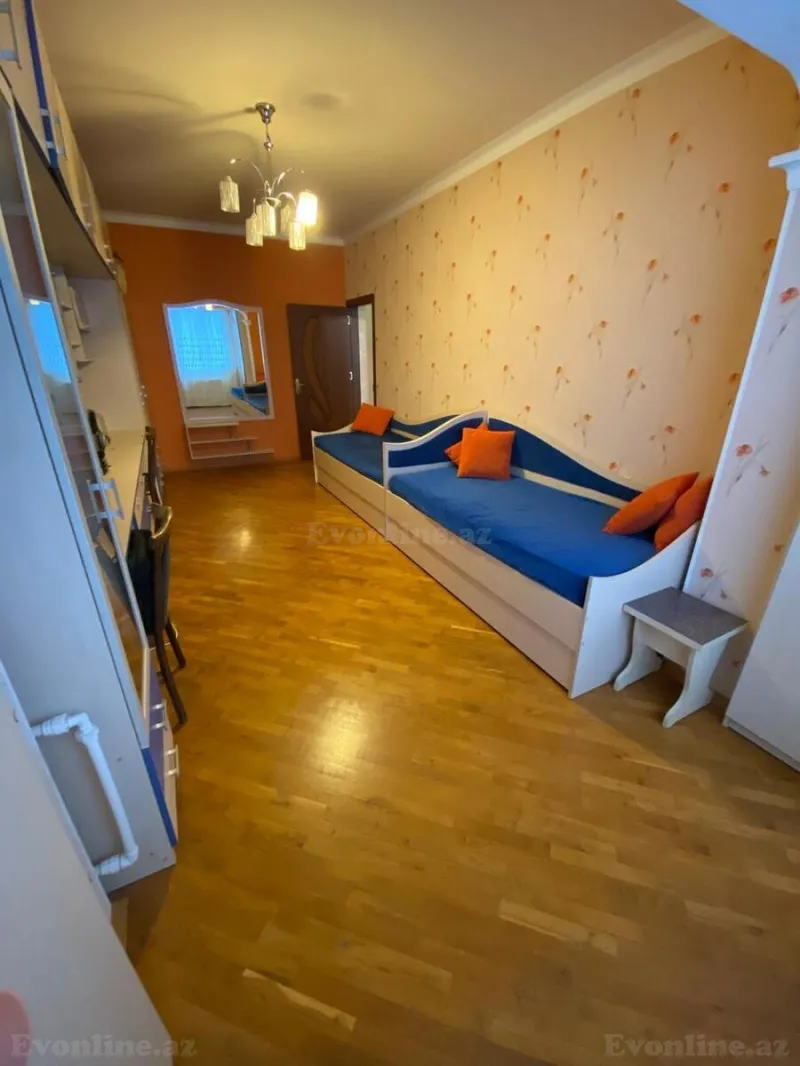 Satılır 4 otaqlı Mənzil Köhnə tikili 115 m² Nəsimi m. - şəkil 6