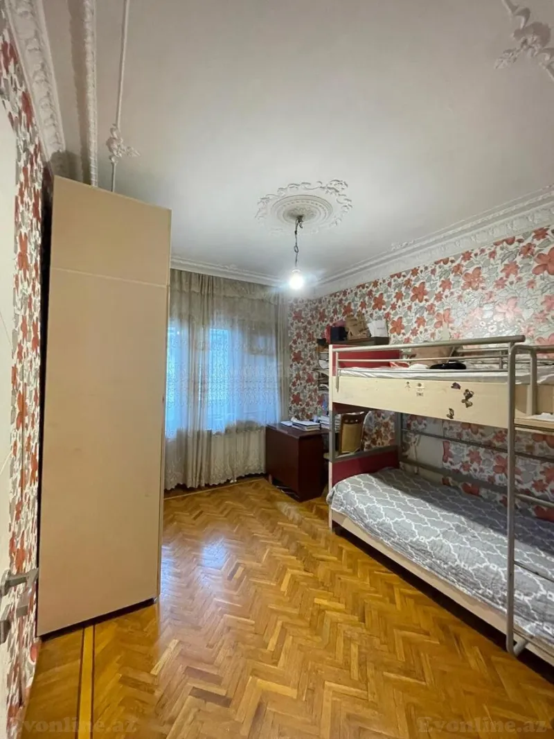 Satılır 5 otaqlı Mənzil Köhnə tikili 120 m² 8-ci mikrorayon - şəkil 4