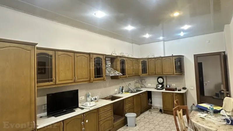 Satılır 4 otaqlı Mənzil Yeni tikili 205 m² Nərimanov r. - şəkil 5