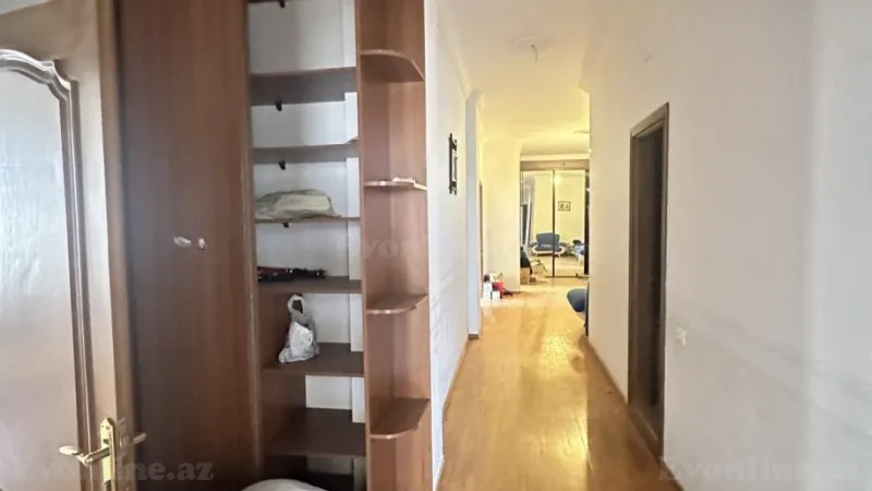 Satılır 4 otaqlı Mənzil Yeni tikili 205 m² Nərimanov r. - şəkil 13