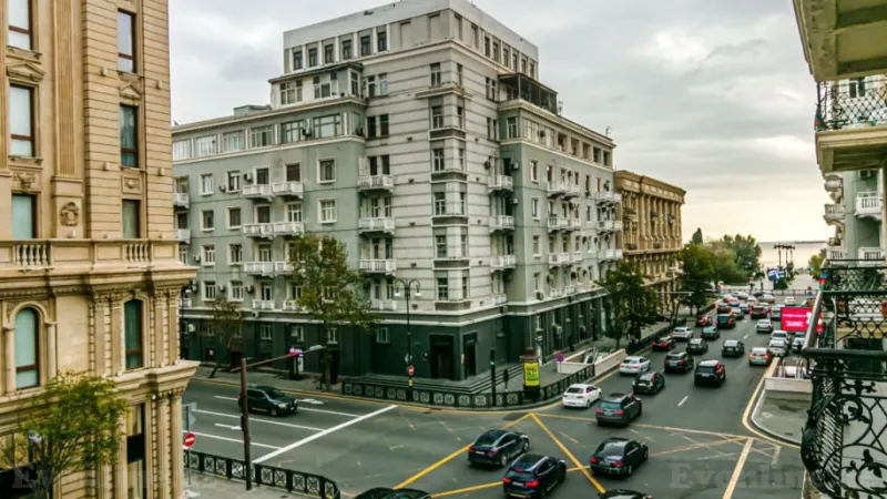 Kirayə verilir 3 otaqlı Mənzil Köhnə tikili 120 m² Sahil m. - şəkil 16