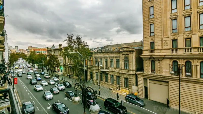 Kirayə verilir 3 otaqlı Mənzil Köhnə tikili 120 m² Sahil m. - şəkil 17