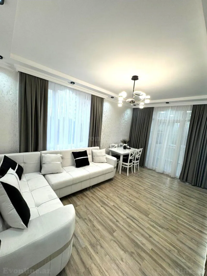 Satılır 2 otaqlı Mənzil Köhnə tikili 46 m² Neftçilər m.