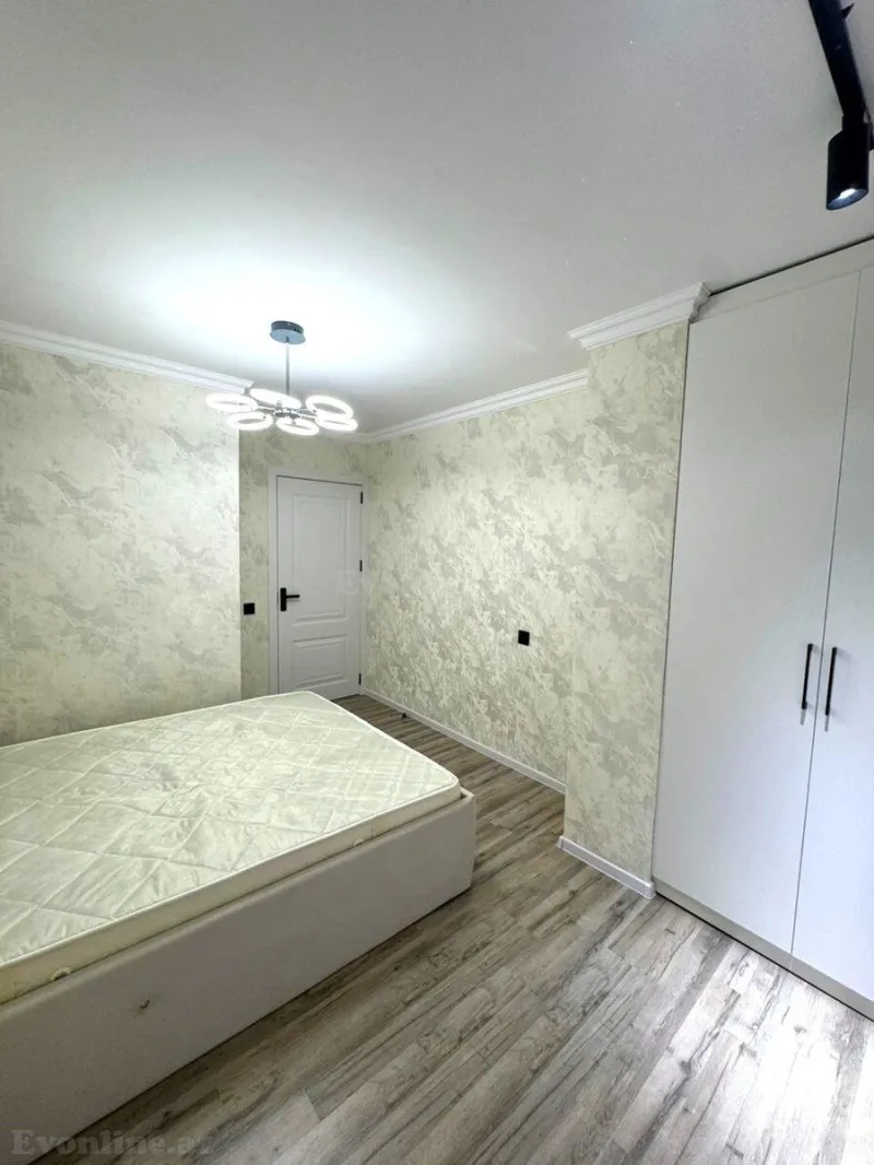 Satılır 2 otaqlı Mənzil Köhnə tikili 46 m² Neftçilər m. - şəkil 5