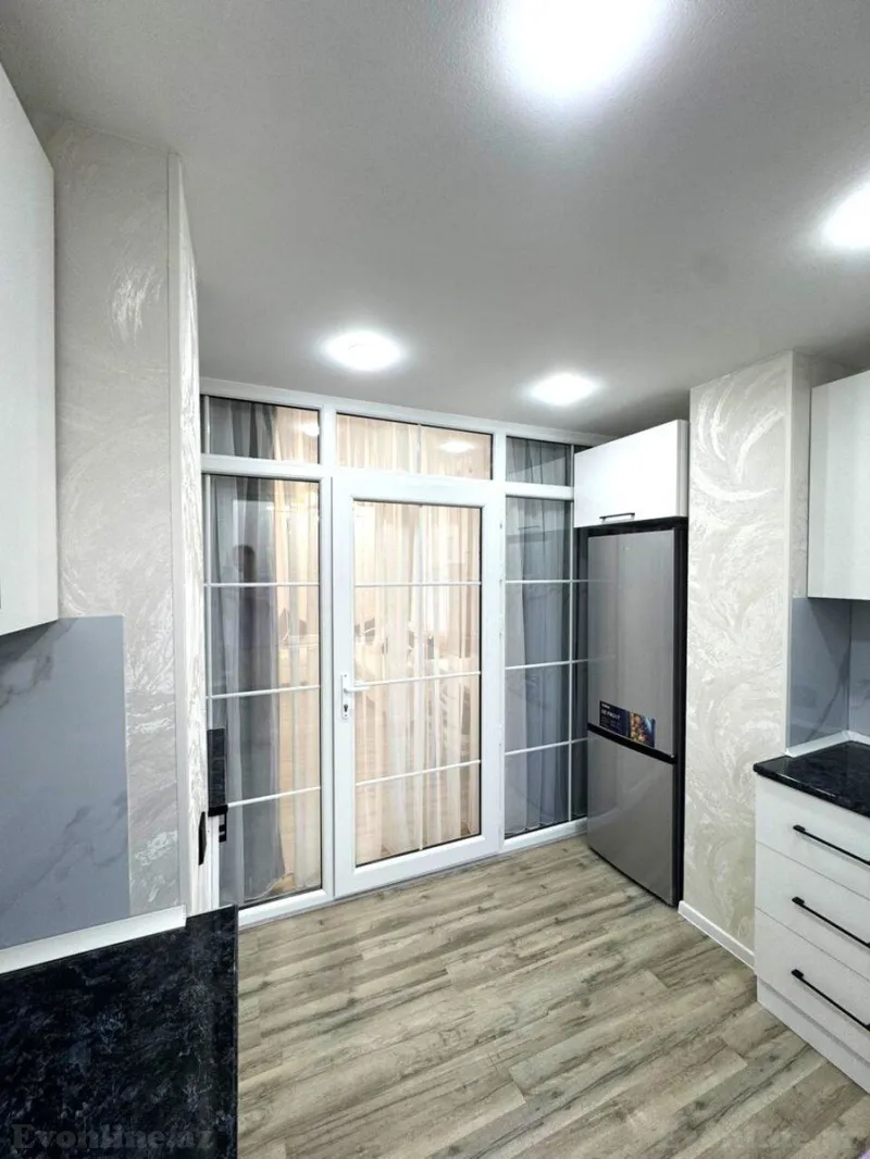 Satılır 2 otaqlı Mənzil Köhnə tikili 46 m² Neftçilər m. - şəkil 8