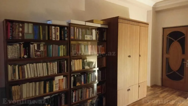 5 otaqlı Mənzil 171 m² Xətai m. Satılır