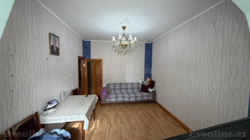 Satılır 3 otaqlı Mənzil Köhnə tikili 90 m² Yeni Yasamal - şəkil 2
