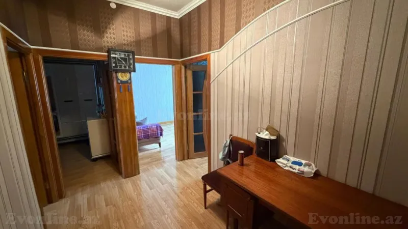 Satılır 3 otaqlı Mənzil Köhnə tikili 90 m² Yeni Yasamal - şəkil 4