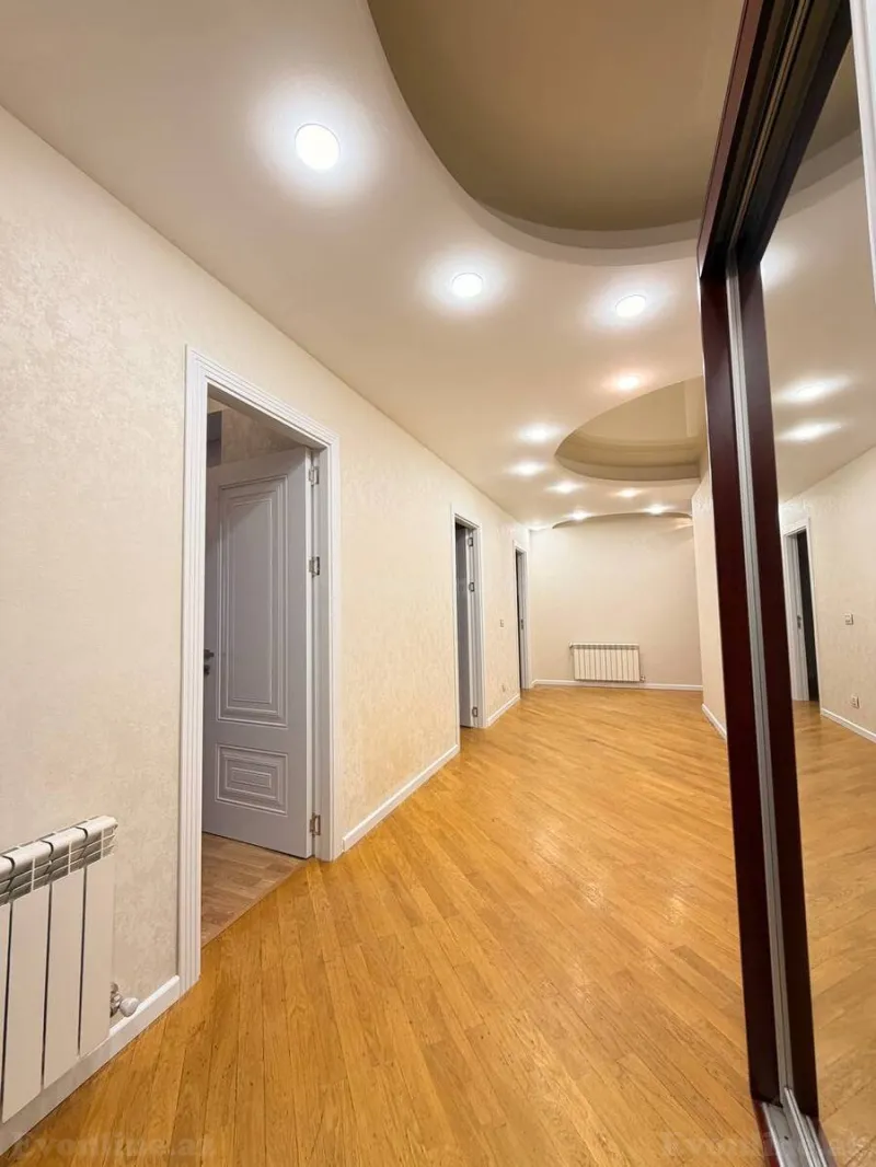 Kirayə verilir 3 otaqlı Mənzil Yeni tikili 125 m² Xətai m. - şəkil 13