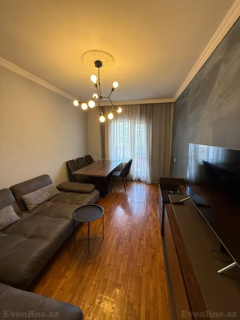 Satılır 3 otaqlı Mənzil Köhnə tikili 90 m² Yeni Yasamal - şəkil 2