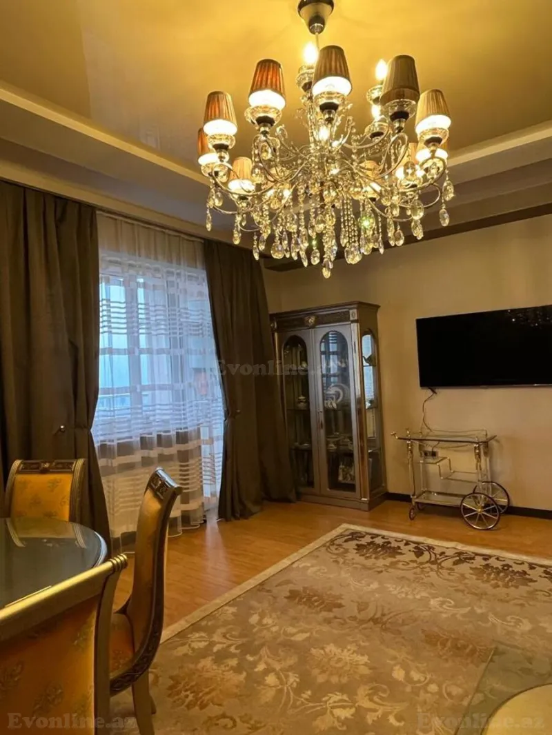 Kirayə verilir 3 otaqlı Mənzil Yeni tikili 138 m² 8 Noyabr m. - şəkil 4