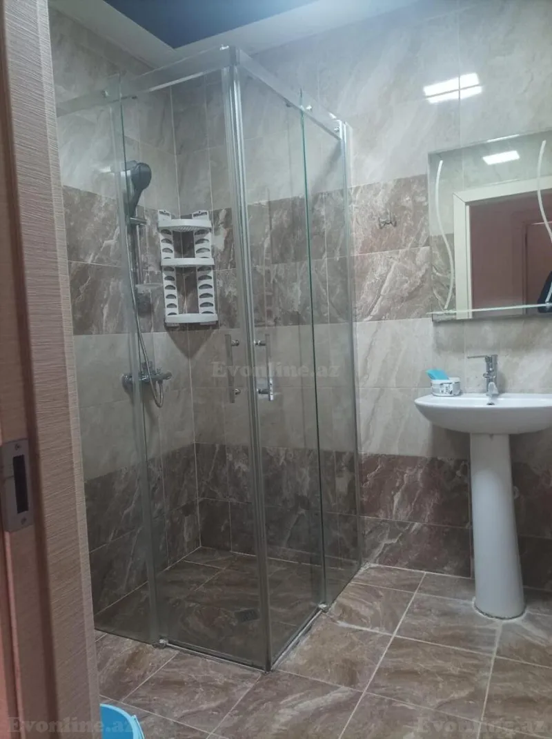 Kirayə verilir 3 otaqlı Mənzil Yeni tikili 130 m² 8-ci mikrorayon - şəkil 9