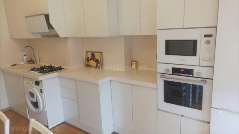 Kirayə verilir 3 otaqlı Mənzil Yeni tikili 130 m² 8-ci mikrorayon - şəkil 15