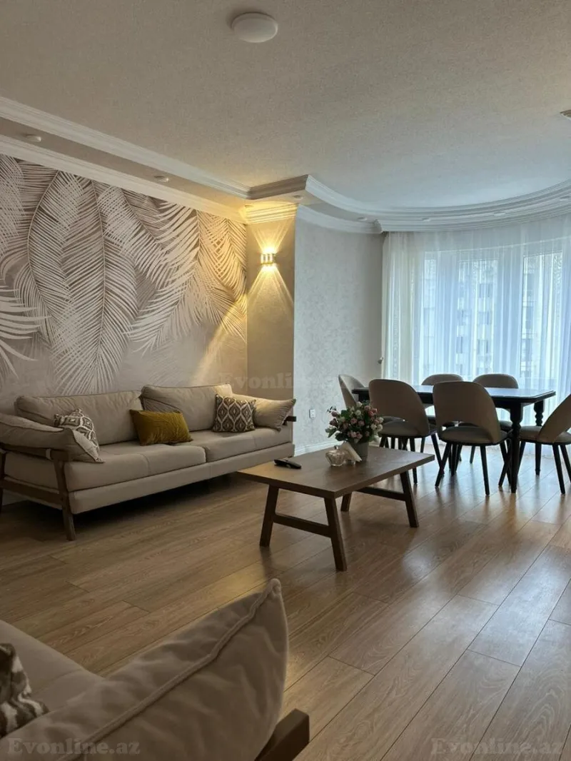 Satılır 2 otaqlı Mənzil Yeni tikili 68 m² 8 Noyabr m.