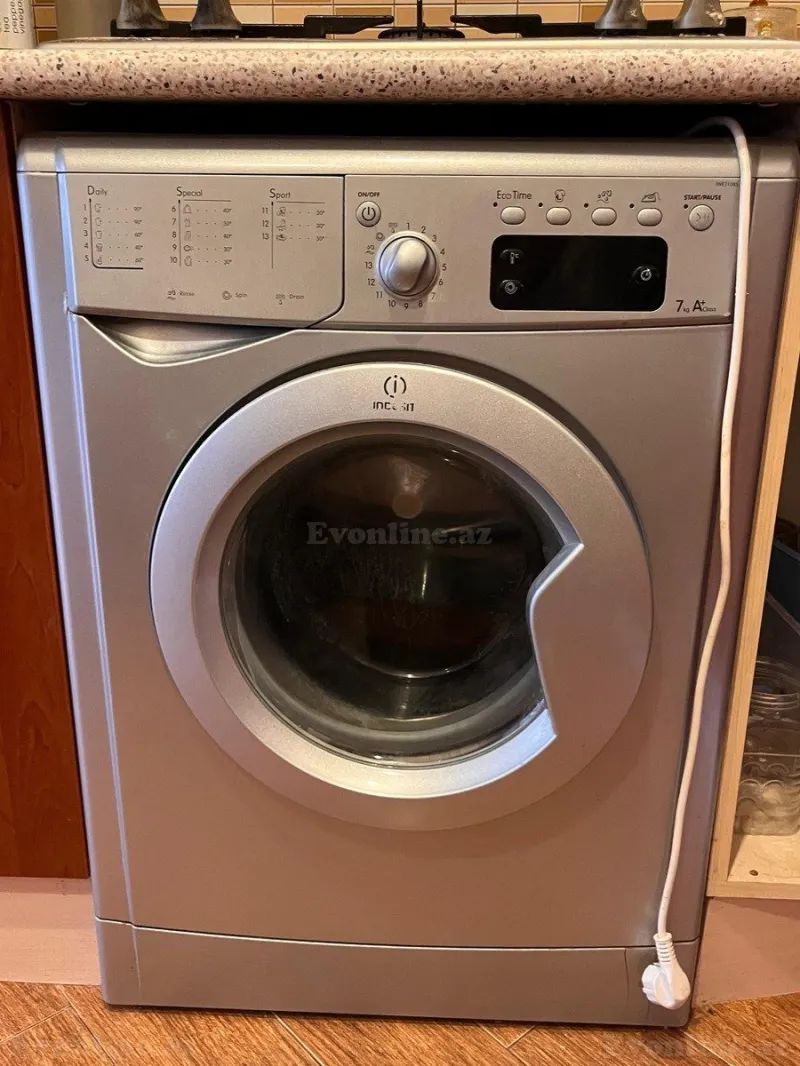 Kirayə verilir 2 otaqlı Mənzil Yeni tikili 60 m² Nəsimi r. - şəkil 8