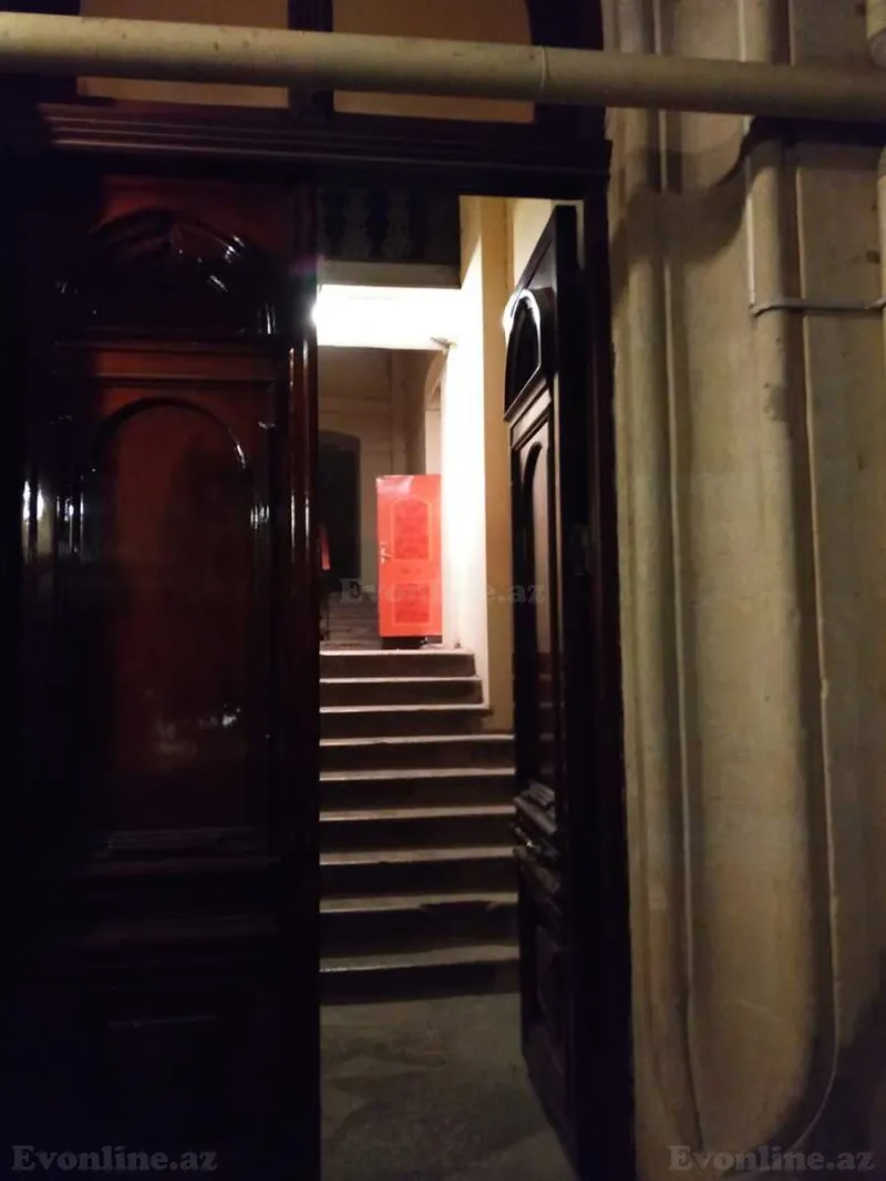 Kirayə verilir 2 otaqlı Mənzil Köhnə tikili 50 m² İçərişəhər m. - şəkil 7