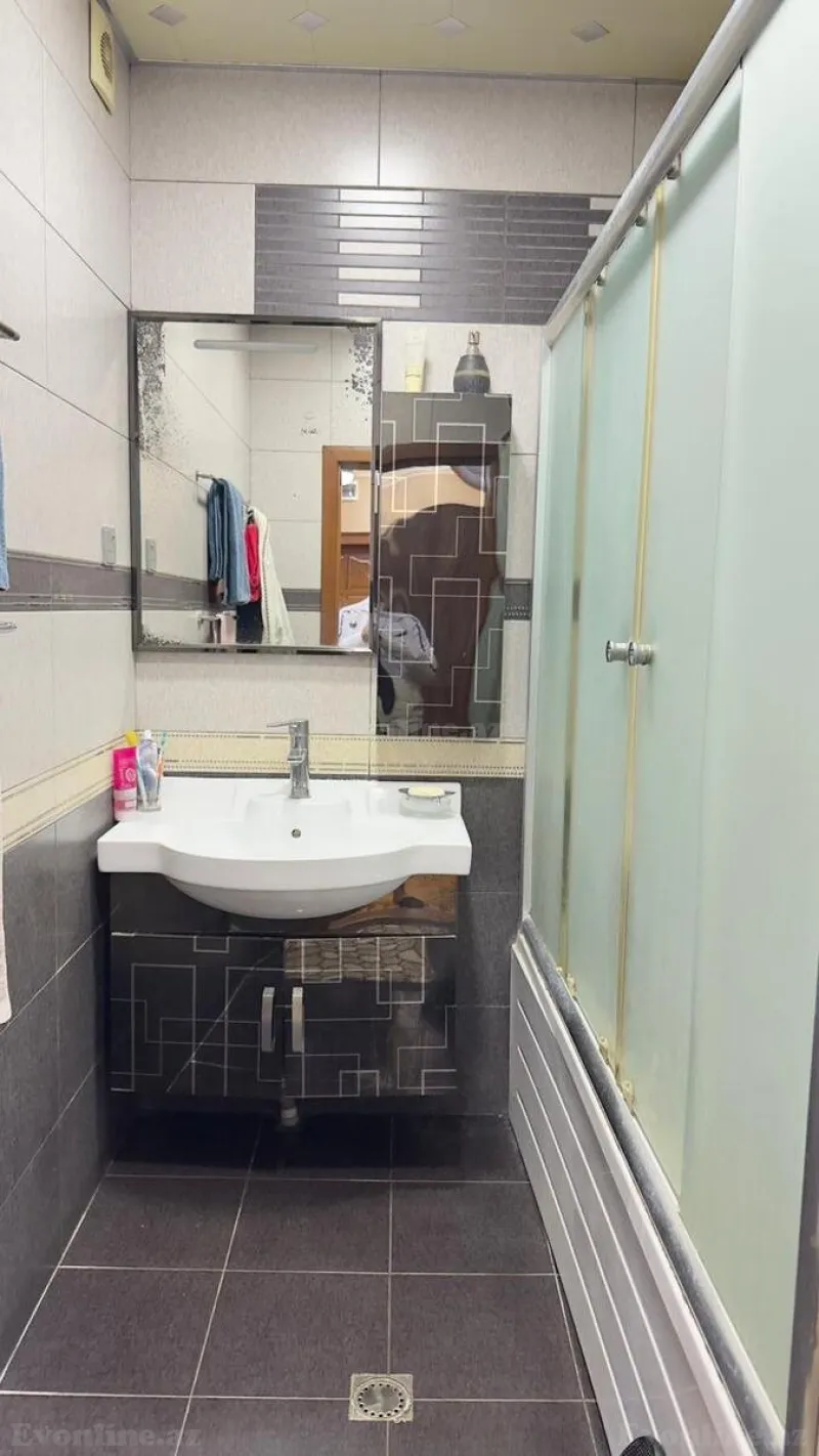 Satılır 3 otaqlı Mənzil Yeni tikili 106 m² Xalqlar Dostluğu m. - şəkil 15