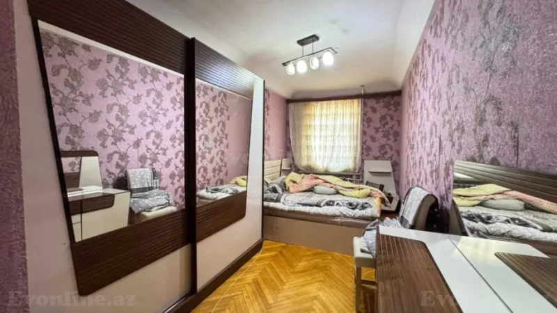 Satılır 2 otaqlı Mənzil Köhnə tikili 45 m² Neftçilər m.