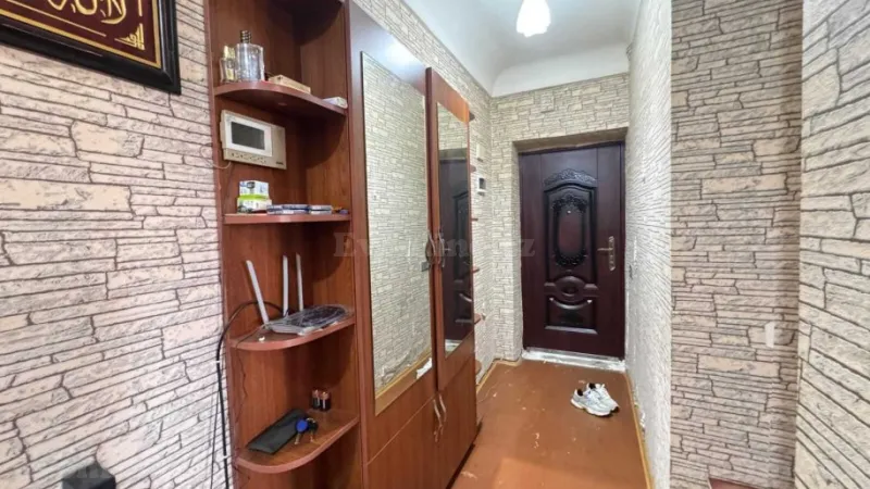 Satılır 2 otaqlı Mənzil Köhnə tikili 45 m² Neftçilər m. - şəkil 5