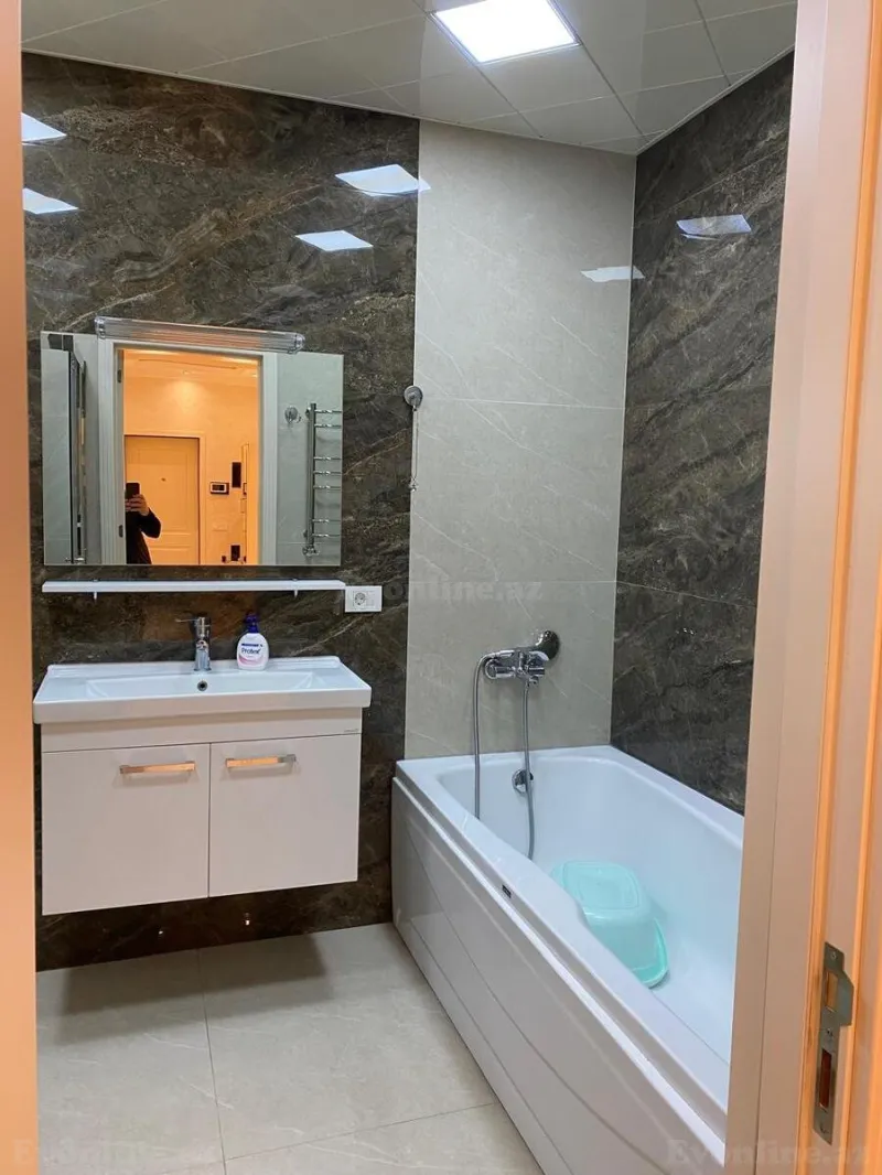 Kirayə verilir 3 otaqlı Mənzil Yeni tikili 173 m² Nizami m. - şəkil 24