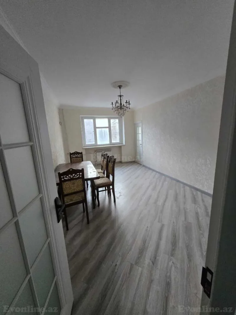 Satılır 3 otaqlı Mənzil Köhnə tikili 90 m² Yasamal r.
