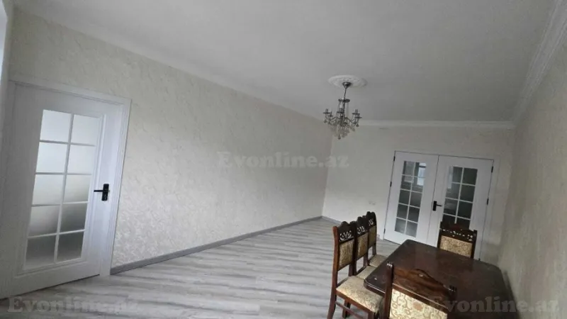 Satılır 3 otaqlı Mənzil Köhnə tikili 90 m² Yasamal r. - şəkil 2