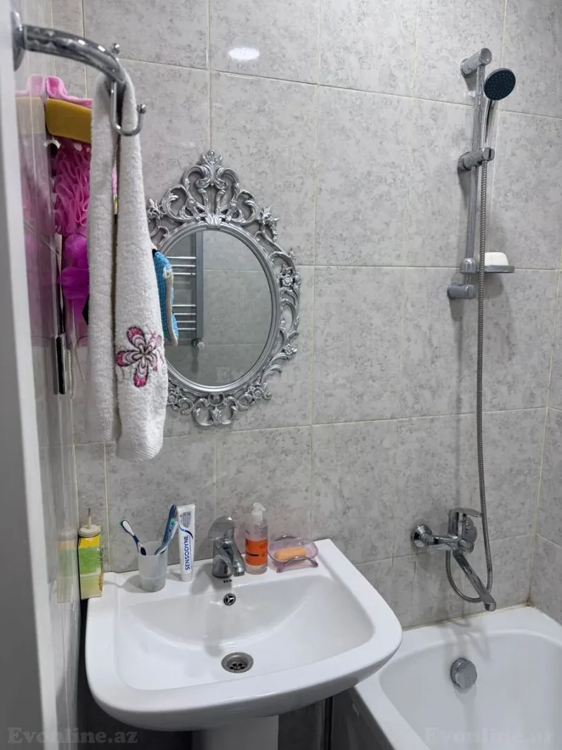 Satılır 3 otaqlı Mənzil Yeni tikili 80 m² Yasamal r. - şəkil 16