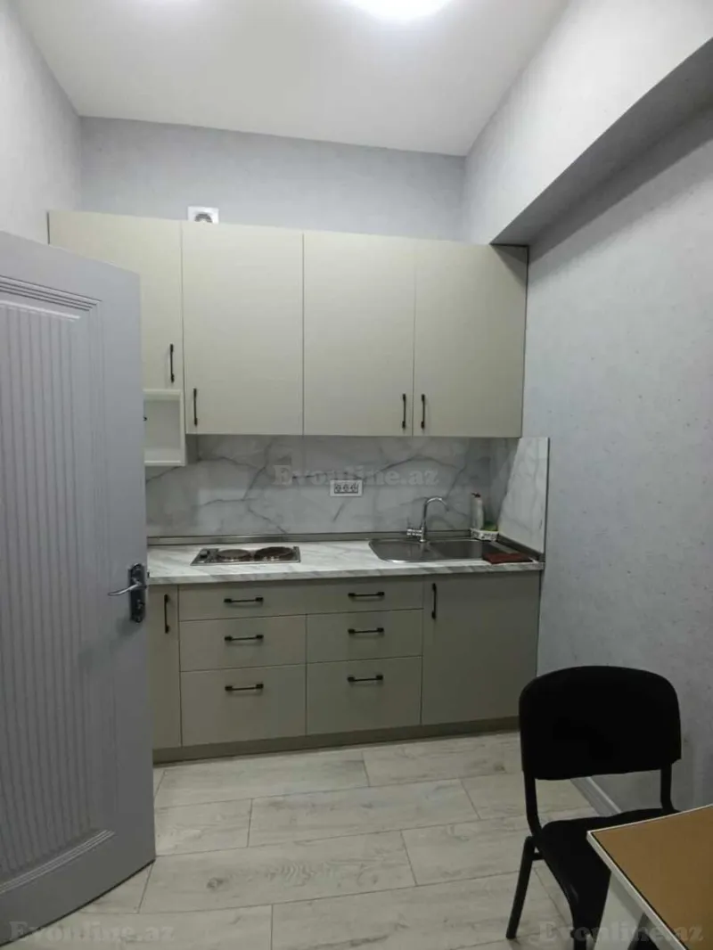 Kirayə verilir Ofis 188 m² Xətai m. - şəkil 23