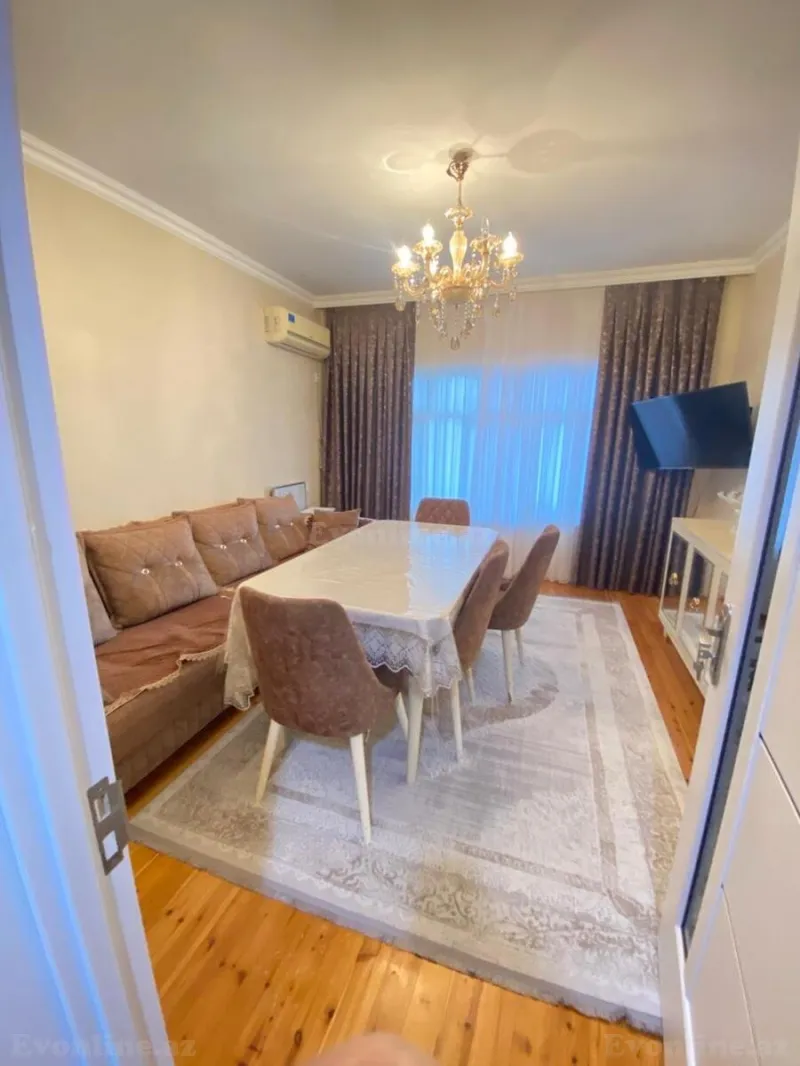 Satılır 3 otaqlı Mənzil Köhnə tikili 90 m² Binə
