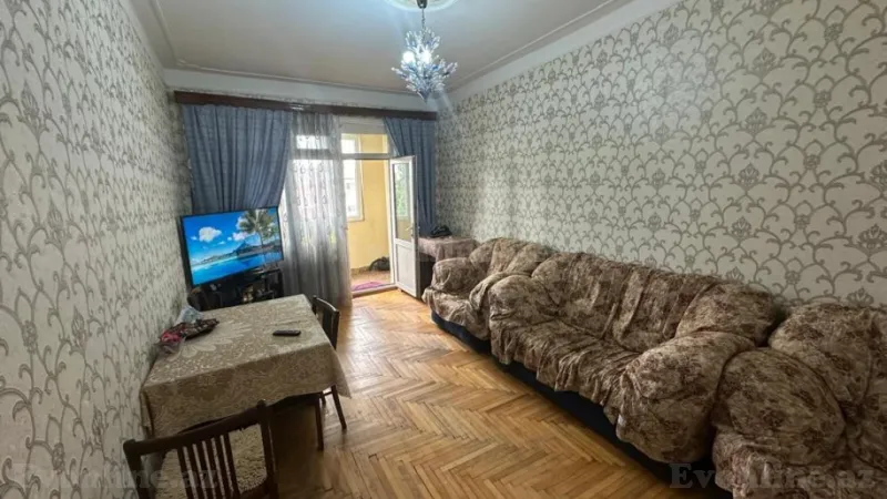 Satılır 3 otaqlı Mənzil Köhnə tikili 75 m² 8-ci kilometr - şəkil 2