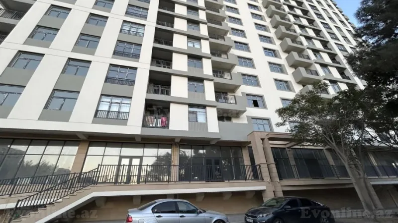 Satılır 4 otaqlı Mənzil Yeni tikili 181 m² 28 May m. - şəkil 2