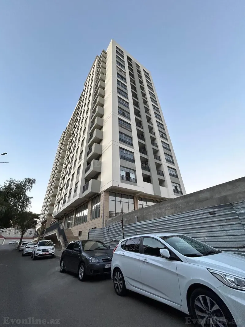 Satılır 4 otaqlı Mənzil Yeni tikili 181 m² 28 May m. - şəkil 4