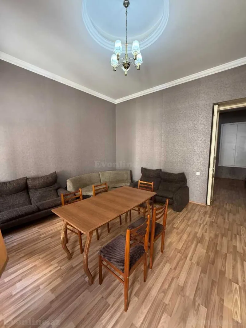 Satılır 2 otaqlı Mənzil Köhnə tikili 60 m² İçərişəhər m. - şəkil 9