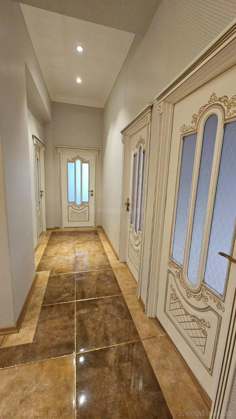 Satılır 3 otaqlı Mənzil Yeni tikili 145 m² Gənclik m. - şəkil 7