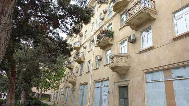 Kirayə verilir 3 otaqlı Mənzil Köhnə tikili 80 m² 28 May m. - şəkil 8